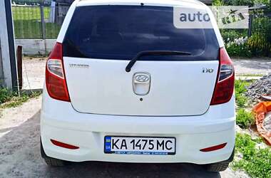 Хэтчбек Hyundai i10 2012 в Киеве