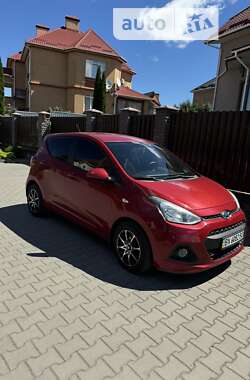 Хэтчбек Hyundai i10 2014 в Хмельницком