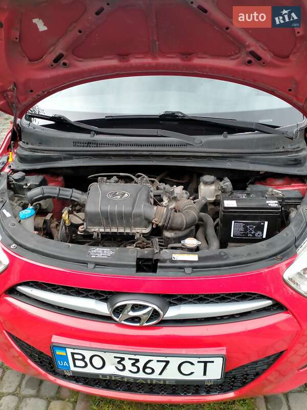 Хэтчбек Hyundai i10 2012 в Тернополе