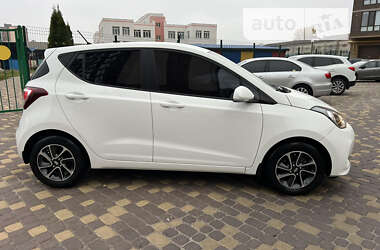 Хэтчбек Hyundai i10 2019 в Киеве