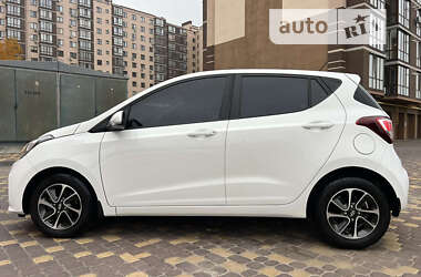 Хэтчбек Hyundai i10 2019 в Киеве