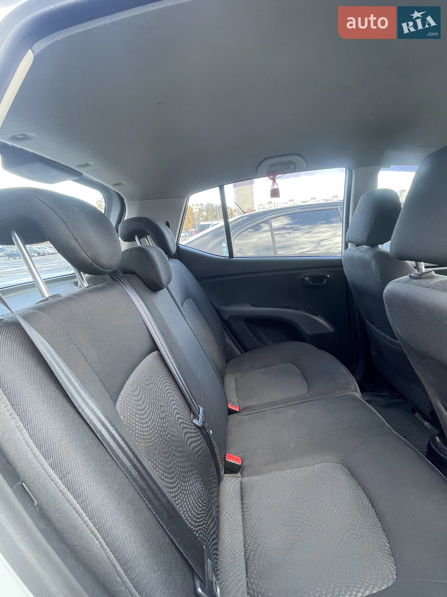 Hyundai i10 2013 VIN MALAM51BBDM325308 фото оголошення 7 з 8
