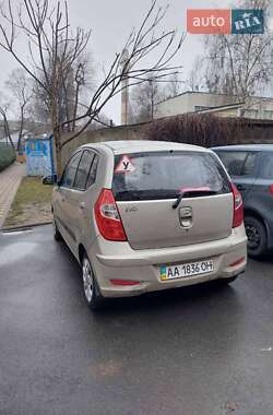 Hyundai i10 2013