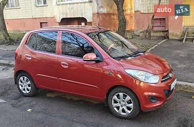 Хэтчбек Hyundai i10 2012 в Львове