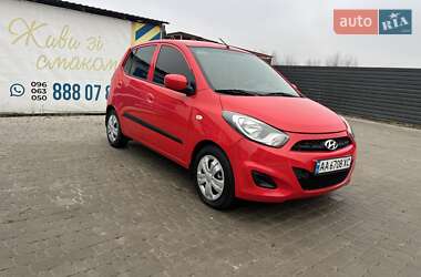 Хэтчбек Hyundai i10 2008 в Киеве