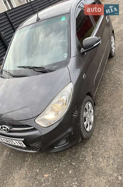 Хэтчбек Hyundai i10 2013 в 