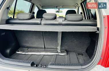 Хетчбек Hyundai i10 2012 в 