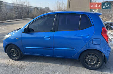 Хэтчбек Hyundai i10 2011 в Харькове