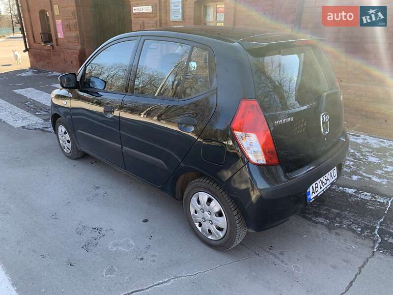 Хэтчбек Hyundai i10 2008 в Виннице