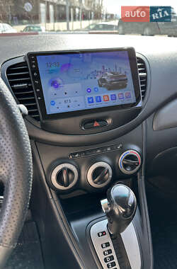 Хетчбек Hyundai i10 2012 в Миколаєві