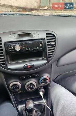 Хетчбек Hyundai i10 2013 в Харкові