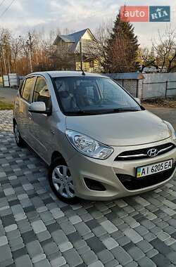 Хетчбек Hyundai i10 2012 в 