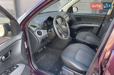 Хэтчбек Hyundai i10 2013 в Киеве