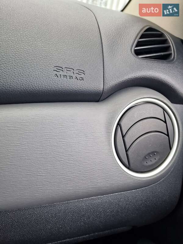 Хэтчбек Hyundai i10 2009 в Львове