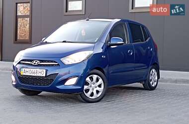 Хэтчбек Hyundai i10 2011 в 