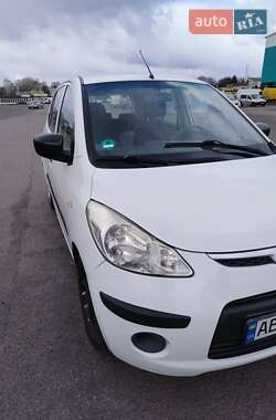 Хэтчбек Hyundai i10 2009 в 