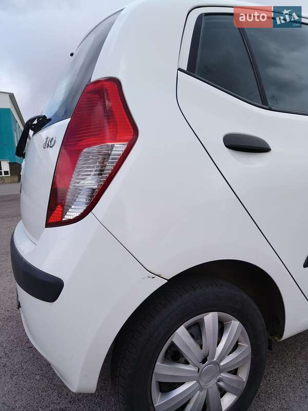 Хэтчбек Hyundai i10 2009 в Тульчине