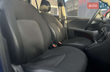 Хетчбек Hyundai i10 2013 в 