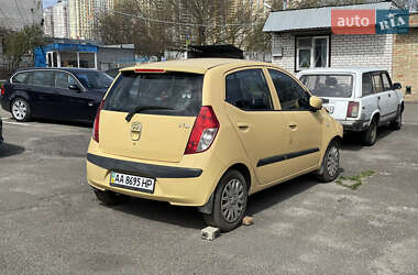 Хетчбек Hyundai i10 2008 в 