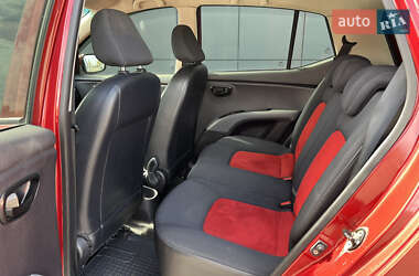 Хэтчбек Hyundai i10 2008 в 