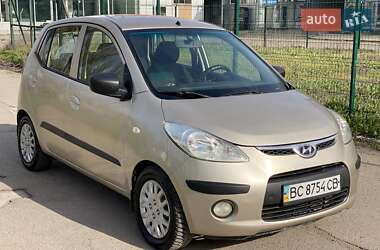 Хэтчбек Hyundai i10 2008 в 