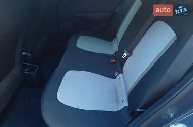 Хэтчбек Hyundai i10 2022 в 