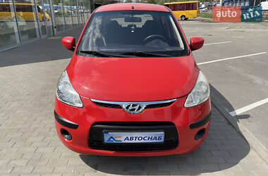 Хэтчбек Hyundai i10 2008 в 
