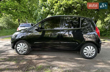 Хетчбек Hyundai i10 2013 в 