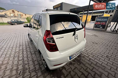 Хэтчбек Hyundai i10 2011 в 