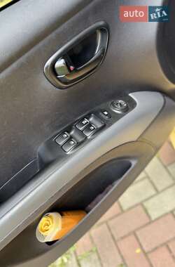 Хэтчбек Hyundai i10 2008 в 