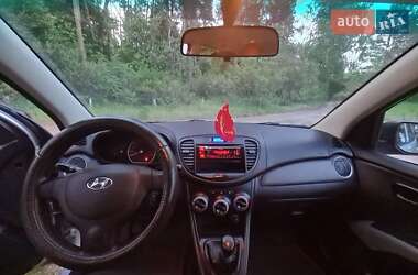Хэтчбек Hyundai i10 2011 в Фастове