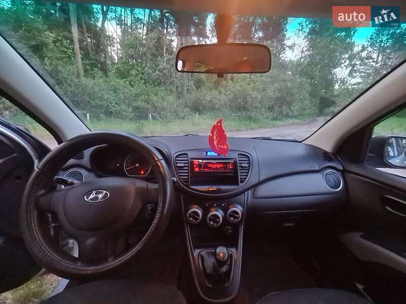 Hyundai i10 2011