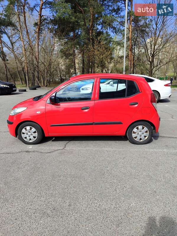 Хетчбек Hyundai i10 2008 в Києві