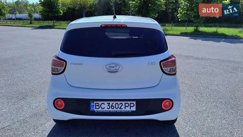 Хэтчбек Hyundai i10 2017 в Львове