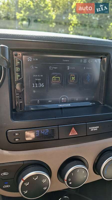 Хэтчбек Hyundai i10 2017 в Львове