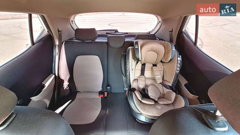 Хэтчбек Hyundai i10 2017 в Львове