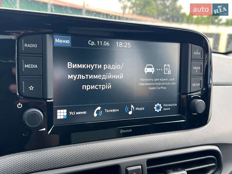 Хетчбек Hyundai i10 2023 в Києві