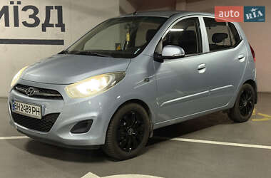 Хэтчбек Hyundai i10 2011 в 