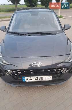 Хэтчбек Hyundai i10 2022 в 