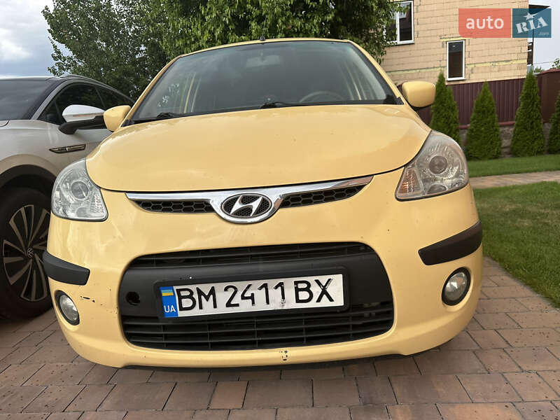 Хэтчбек Hyundai i10 2010 в Киеве