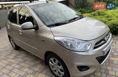 Хетчбек Hyundai i10 2012 в Дніпрі