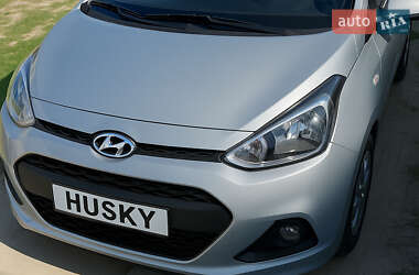 Хетчбек Hyundai i10 2015 в Рені