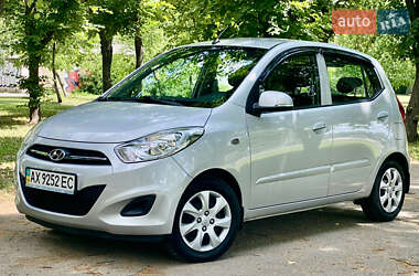Хетчбек Hyundai i10 2013 в Харкові