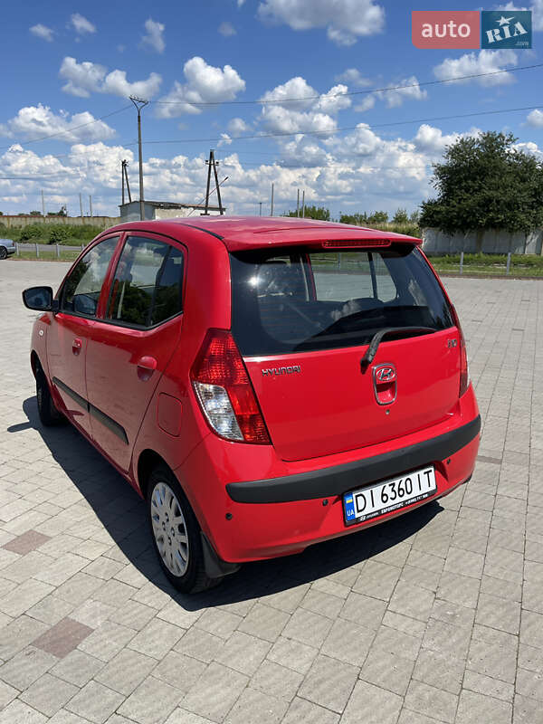Хетчбек Hyundai i10 2008 в Володимирі