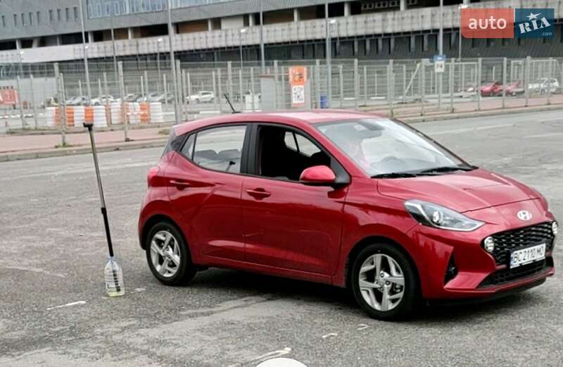 Хэтчбек Hyundai i10 2021 в 