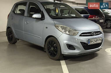 Хэтчбек Hyundai i10 2011 в 