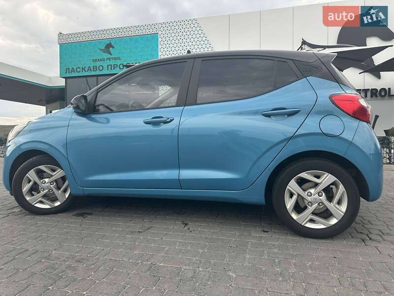 Хэтчбек Hyundai i10 2022 в Киеве