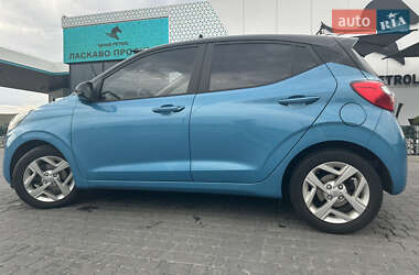 Хэтчбек Hyundai i10 2022 в 