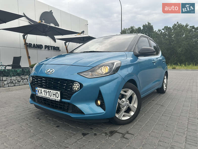 Хэтчбек Hyundai i10 2022 в 