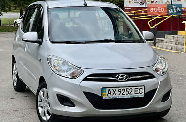 Хэтчбек Hyundai i10 2013 в Харькове